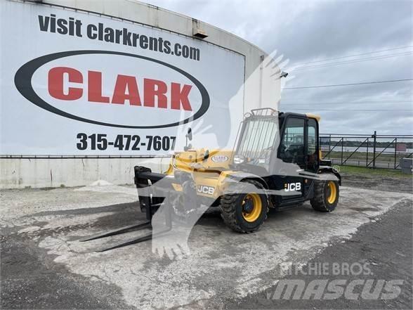 JCB 525-60 Телескопични товарачи
