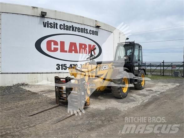 JCB 535-140 Телескопични товарачи