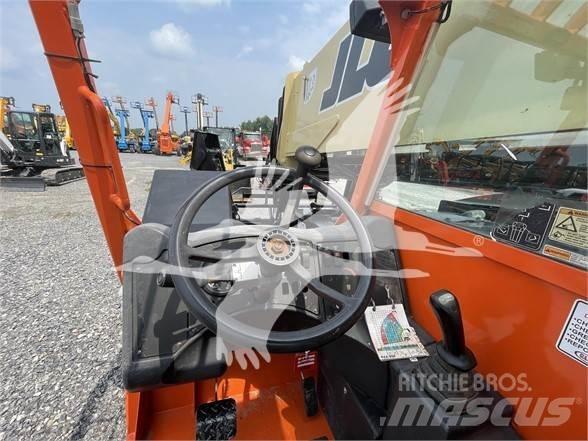 JLG G12-55A Телескопични товарачи