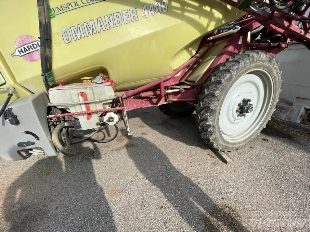 Hardi Commander 4400 Прикачни пръскачки
