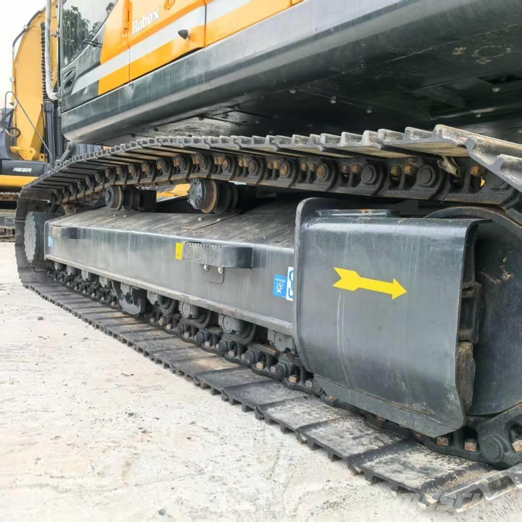 Hyundai r220lc-9s Средни екскаватори 7т - 12т