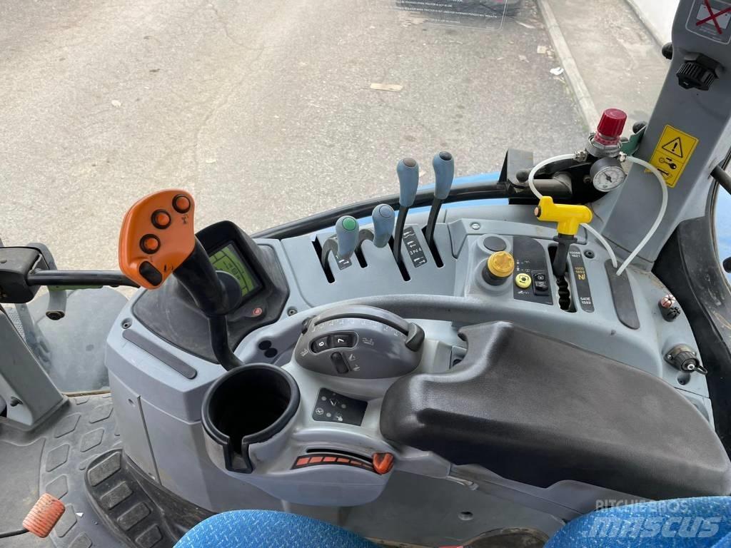 New Holland T 7.210 Трактори