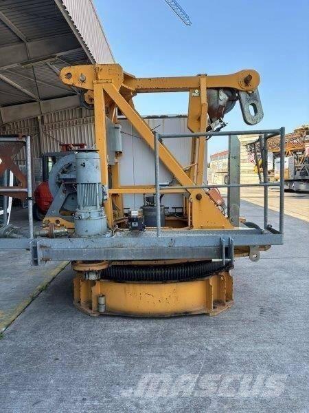 Liebherr 130 EC-B 6 Мачтови кранове