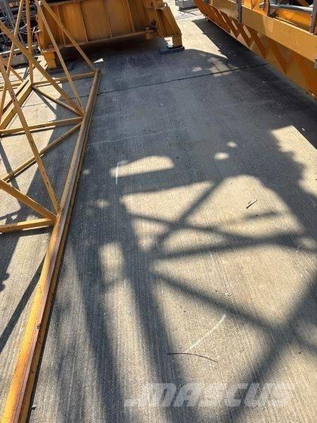 Liebherr 130 EC-B 6 Мачтови кранове