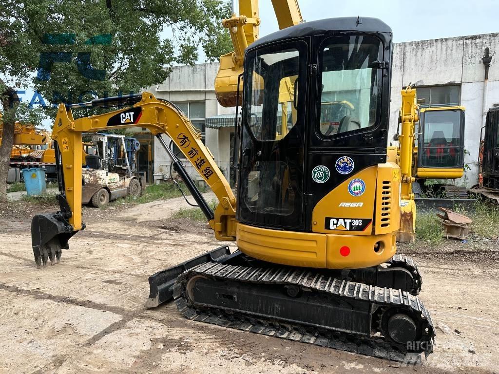 CAT 303 CR Мини екскаватори < 7 т