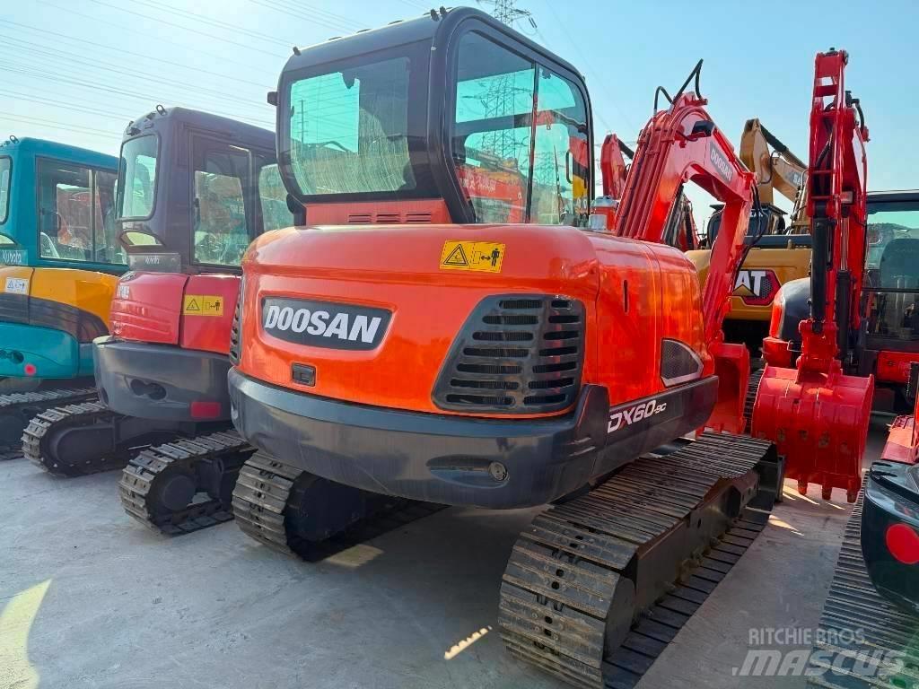 Doosan DX 60 Мини екскаватори < 7 т