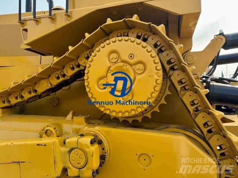 CAT D 10 R Верижни булдозери
