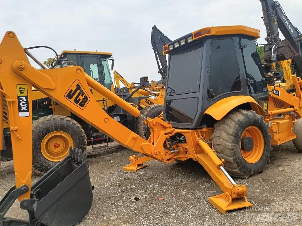 JCB 3 CX Колесни товарачи