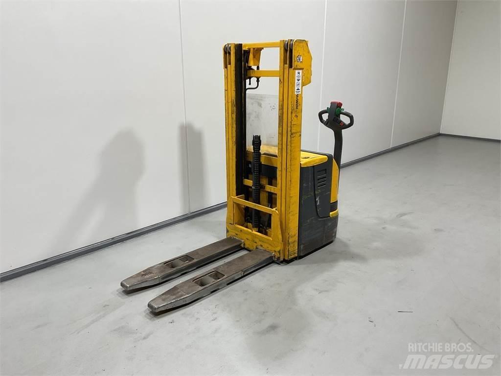 Jungheinrich EJC12 Самоходни товарачи