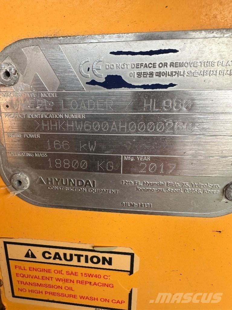 Hyundai HL 960 Колесни товарачи