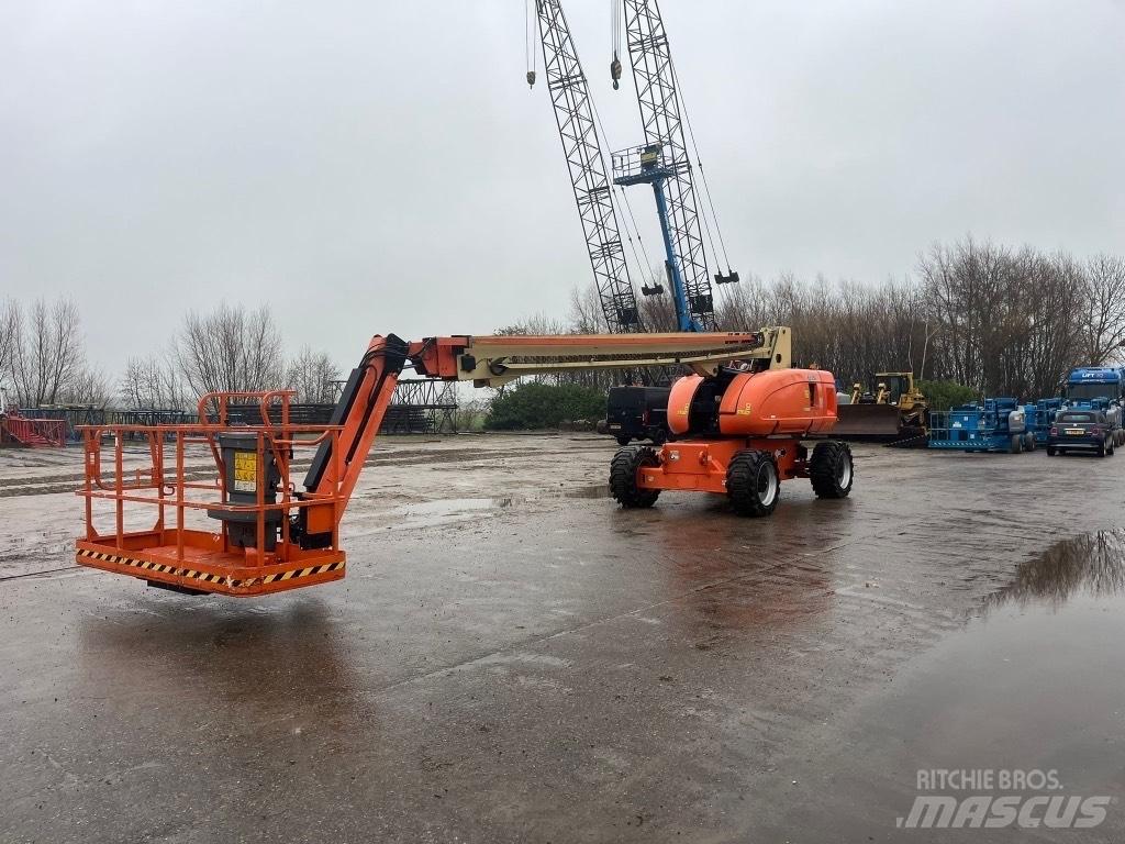 JLG 860 SJ Телескопични повдигачи
