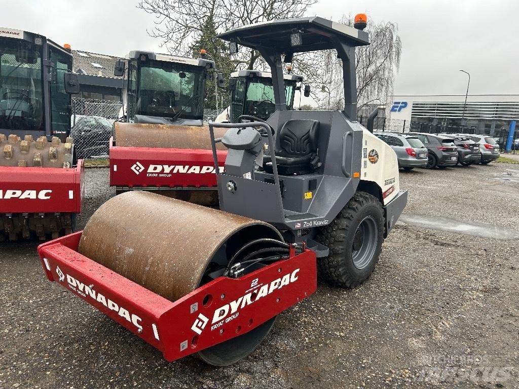 Dynapac Ca1300d Еднобарабанни ролки
