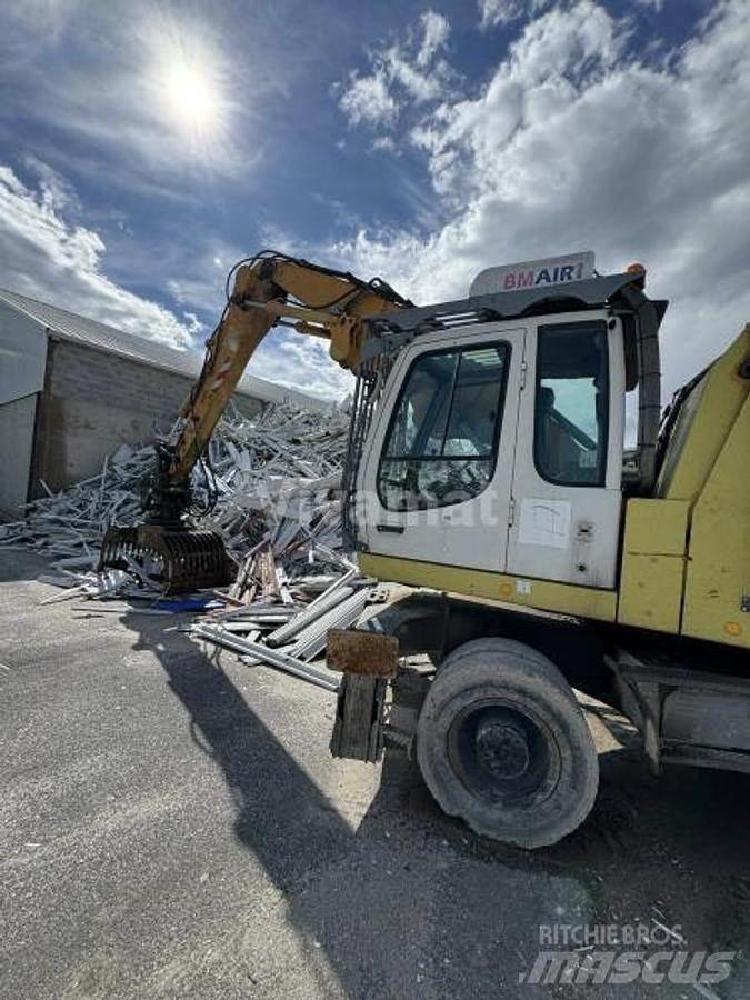 Liebherr A316 Li Специални екскаватори
