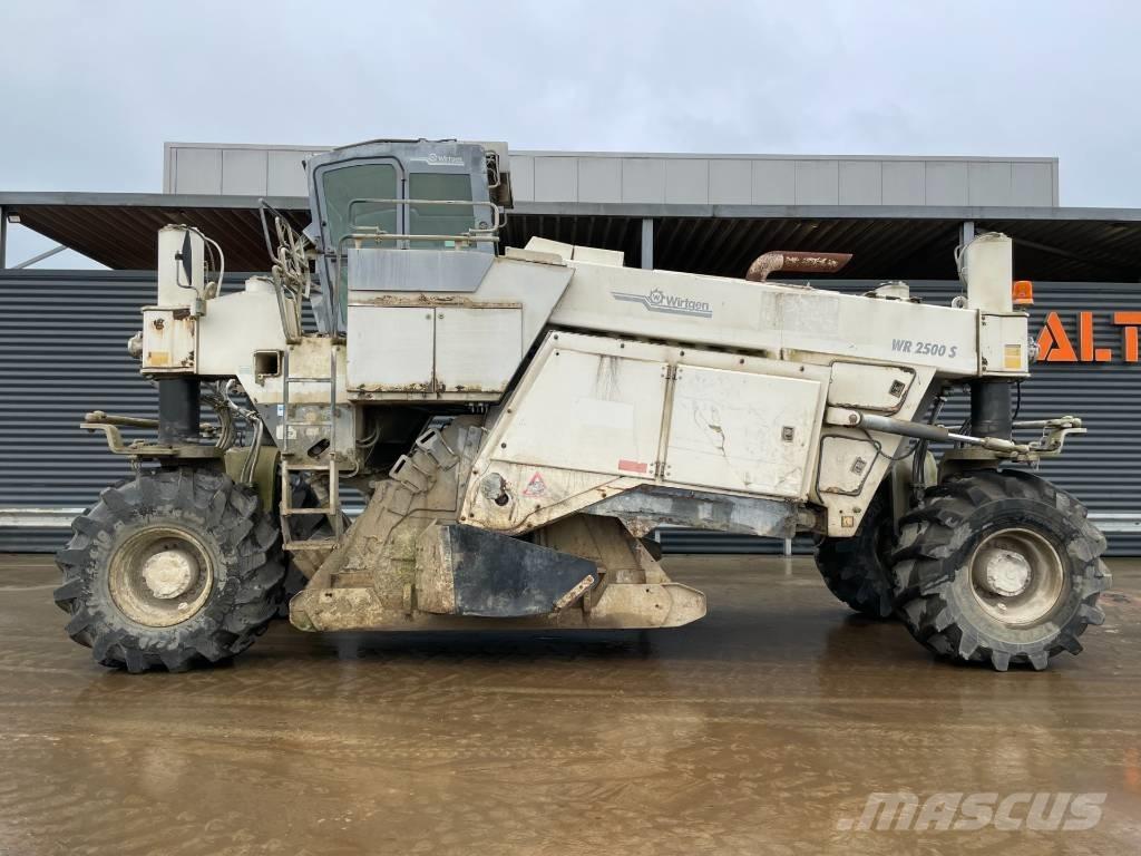 Wirtgen WR 2500S Рециклатори на асфалт