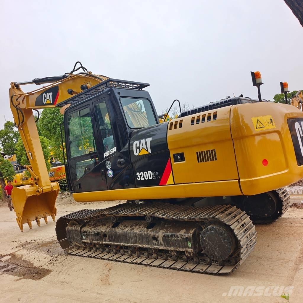 CAT 320 D2L Верижен екскаватор