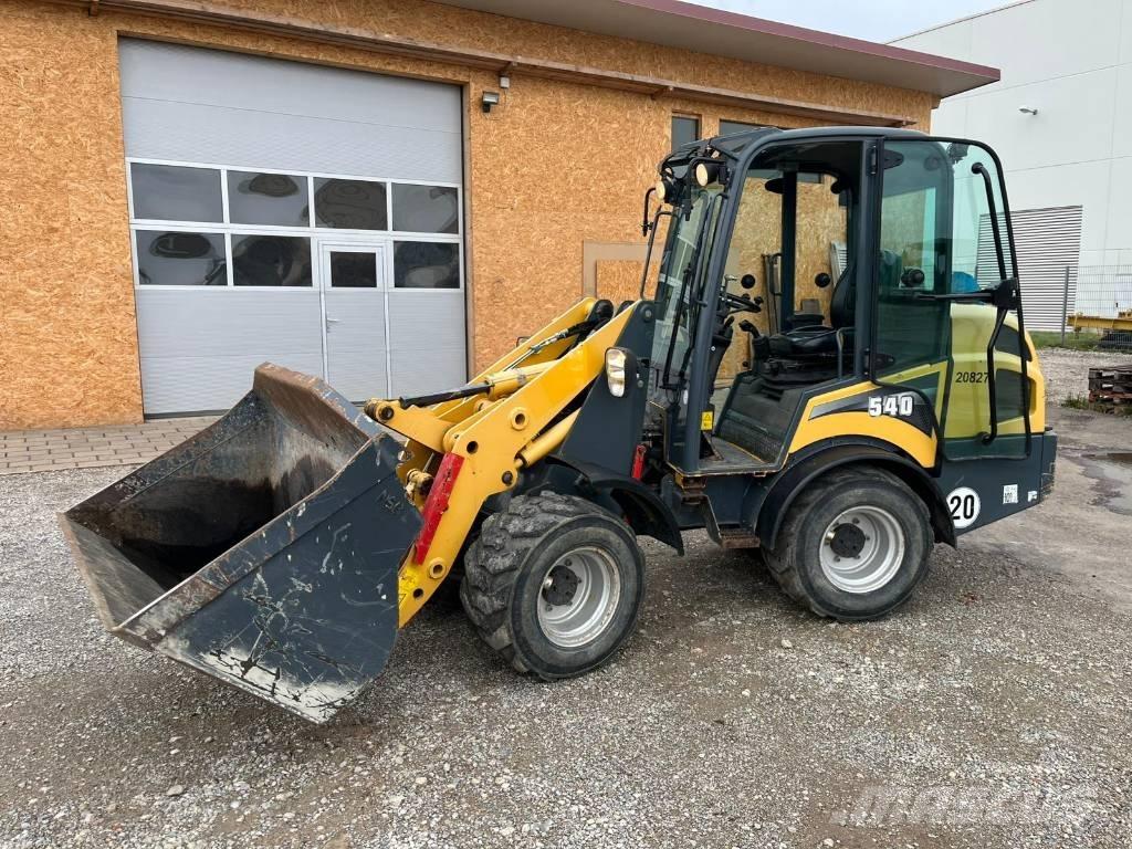 Gehl 540 Колесни товарачи