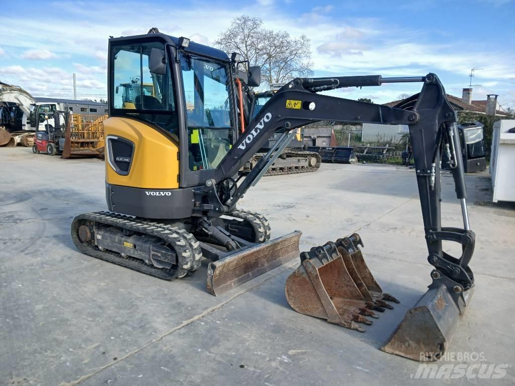 Volvo JECR25D Мини екскаватори < 7 т