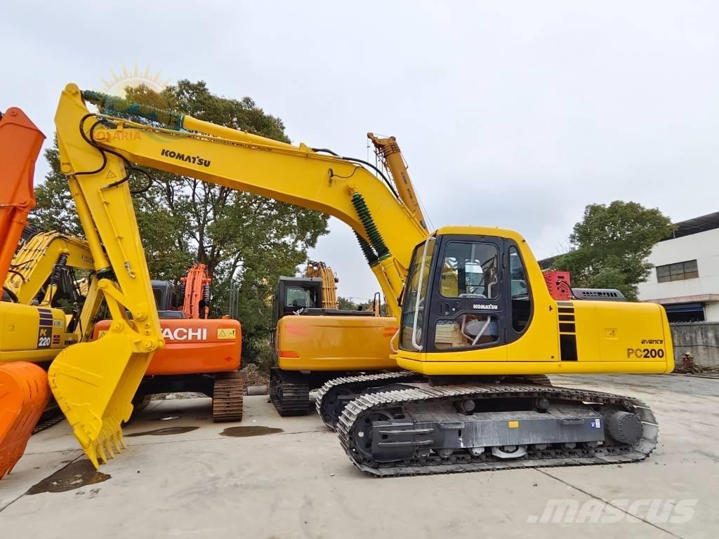 Komatsu PC 200-6 Верижен екскаватор