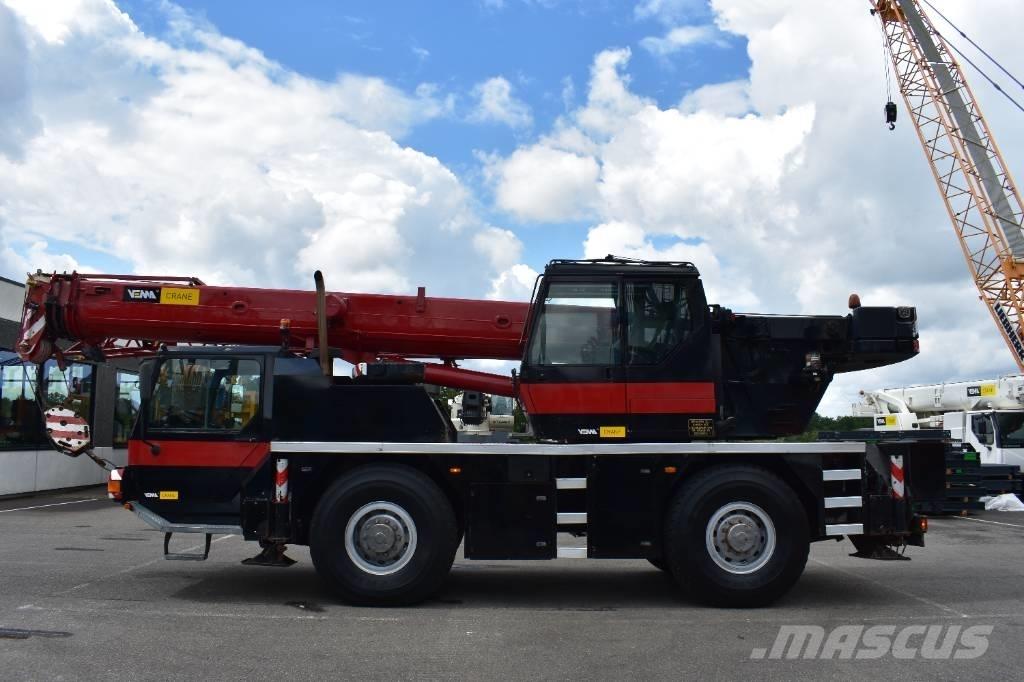 Liebherr LTM 1030-2 Всъдеходни кранове