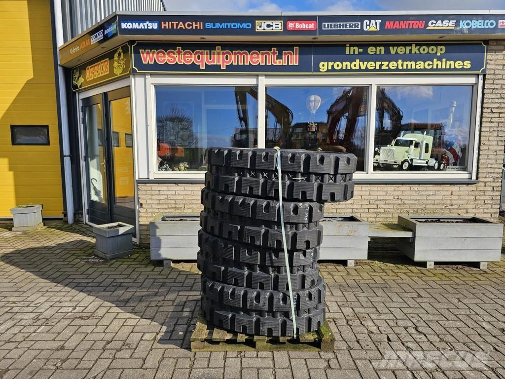 Bobcat T590 Tracks Гуми