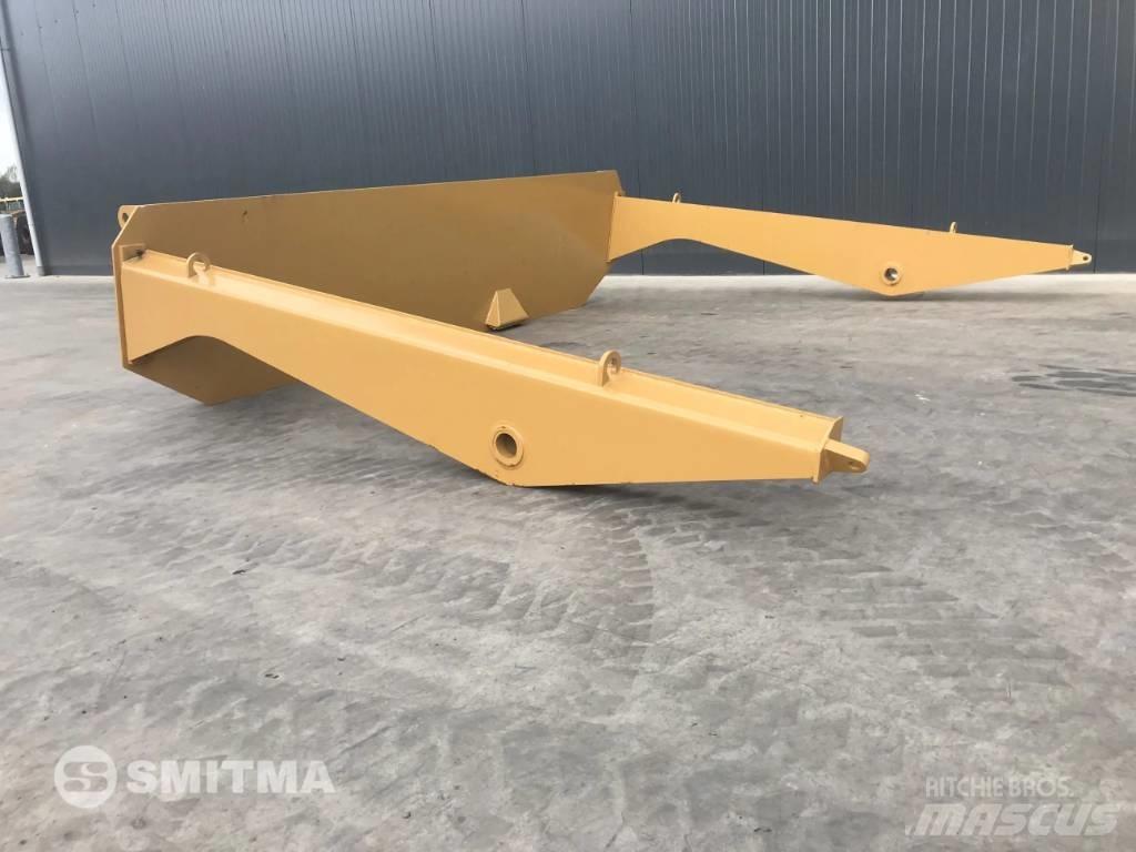 CAT 740B Задни врати
