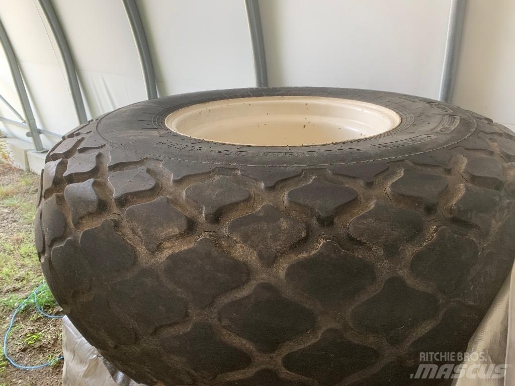 Trelleborg 23.1 26 Колелета/Гуми