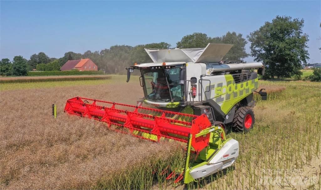 CLAAS Trion 730 TT Комбайни
