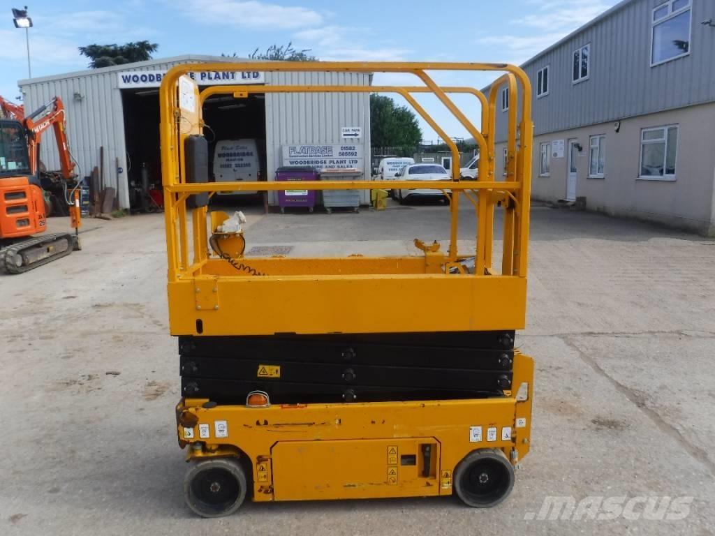 JCB S 1930 E Ножични работни платформи