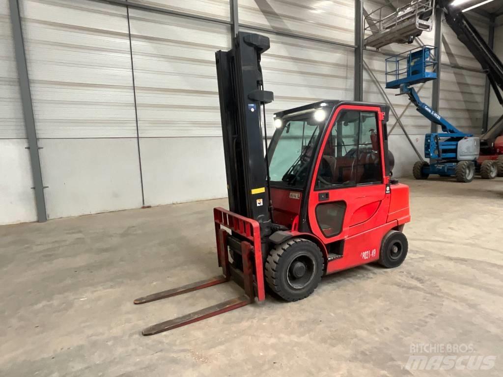 Hyster H 3.0 FT Камиони с АГУ