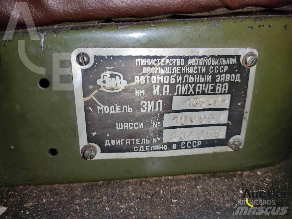 ZIL 133 Всъдеходни кранове