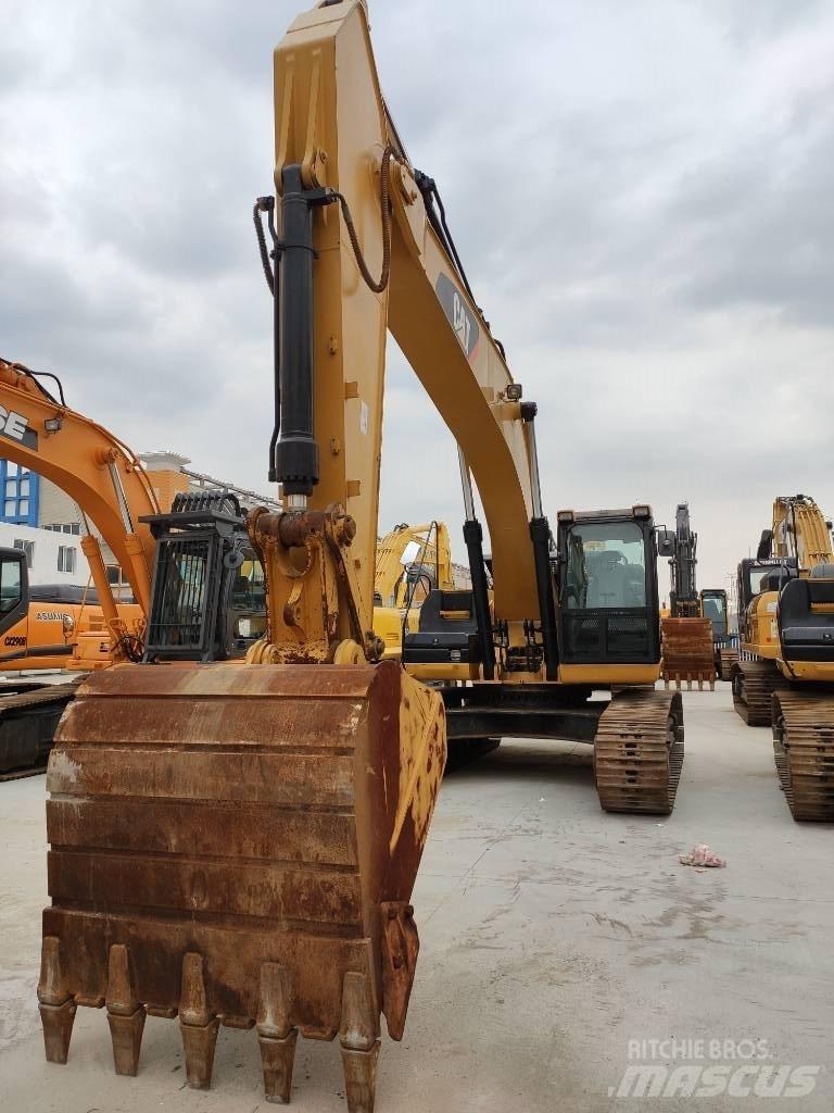 CAT 329 D Верижен екскаватор