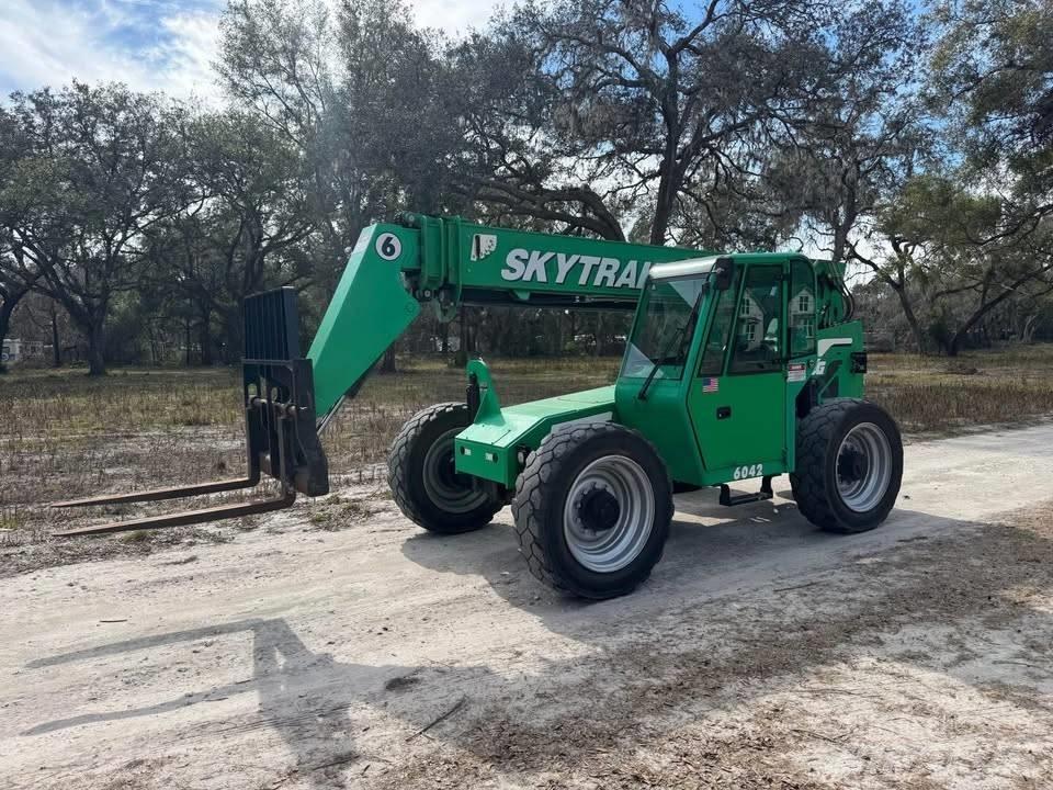 JLG 6042 Телескопични товарачи