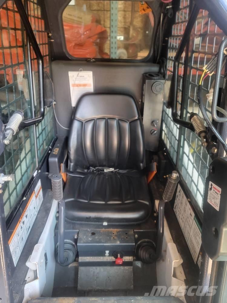 Bobcat S 70 Мини товарачи
