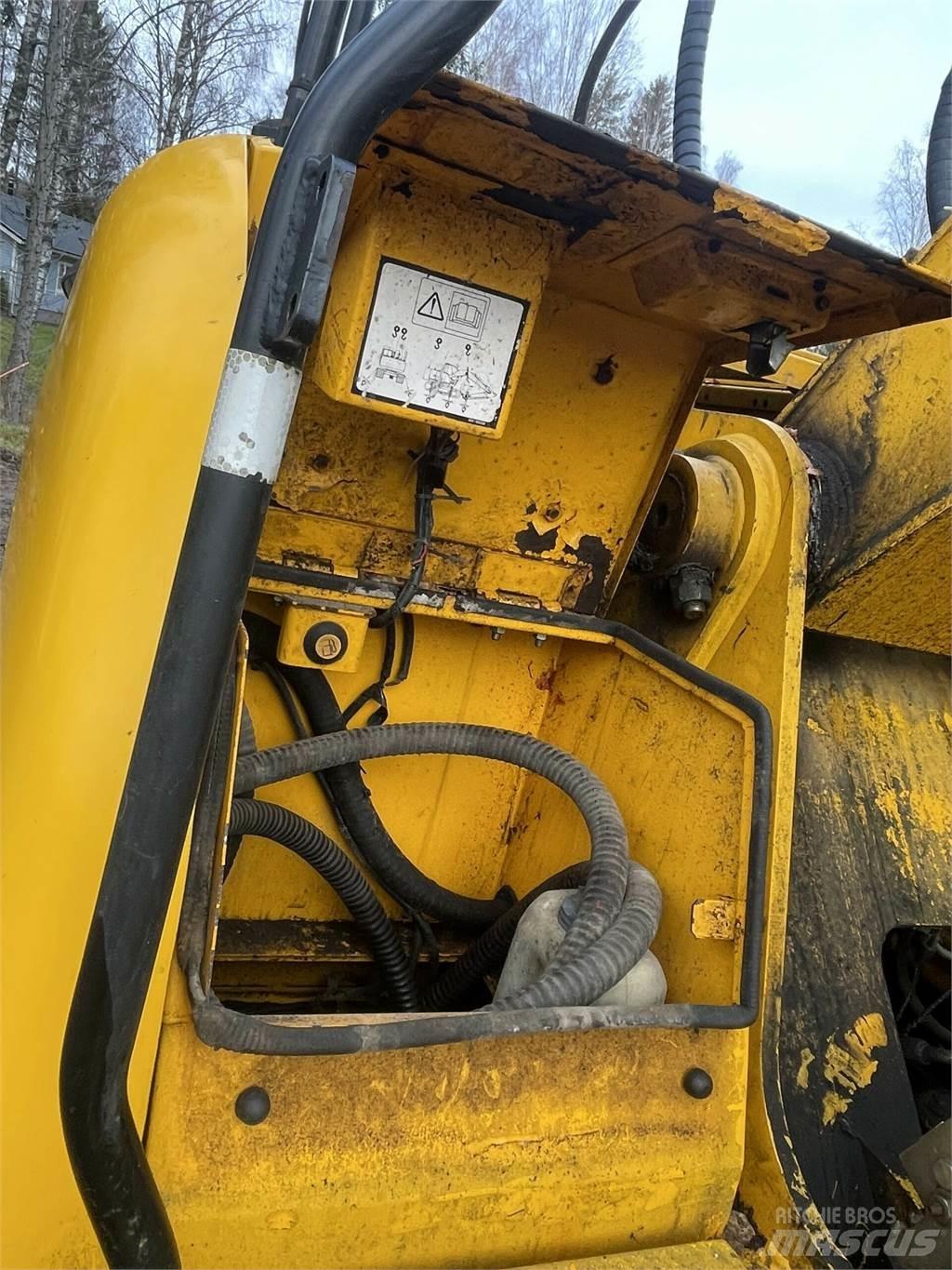 JCB JS 200 LC Верижен екскаватор