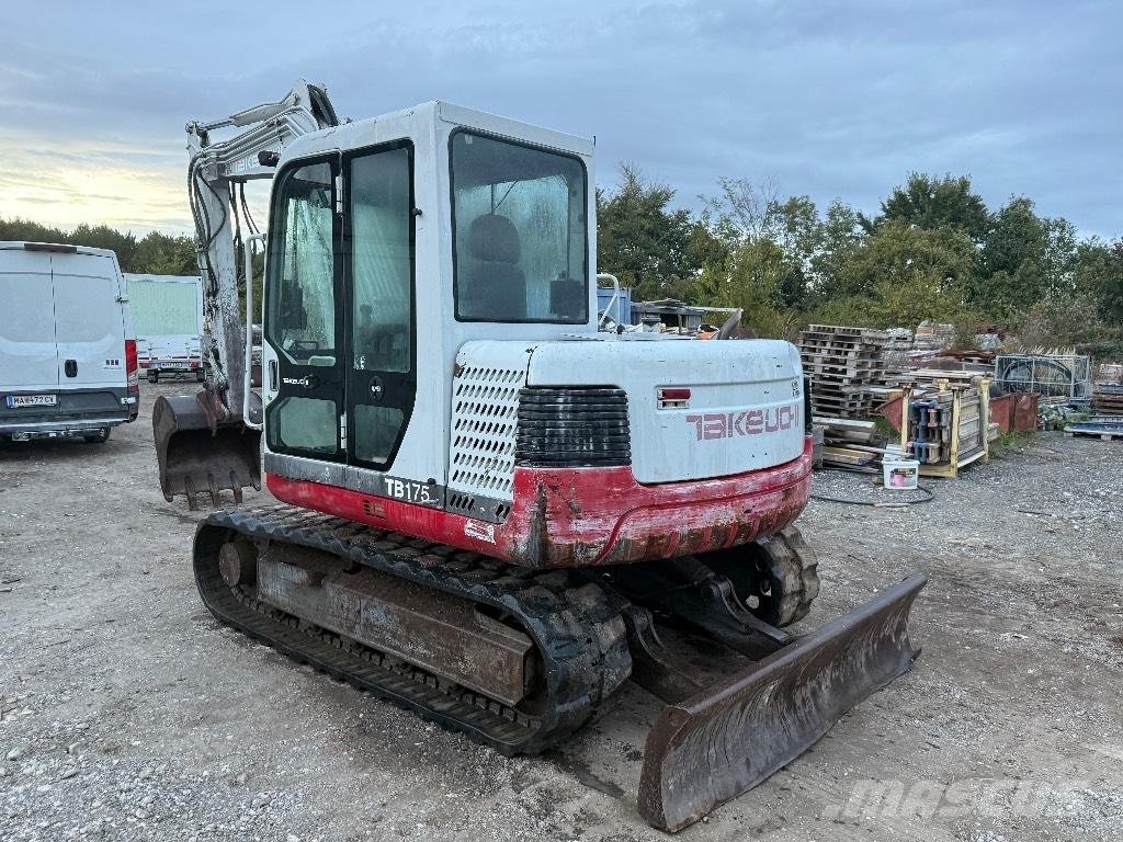 Takeuchi TB 175 Средни екскаватори 7т - 12т