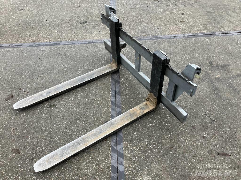Hemach Palletvorken Аксесоари за челни товарачи
