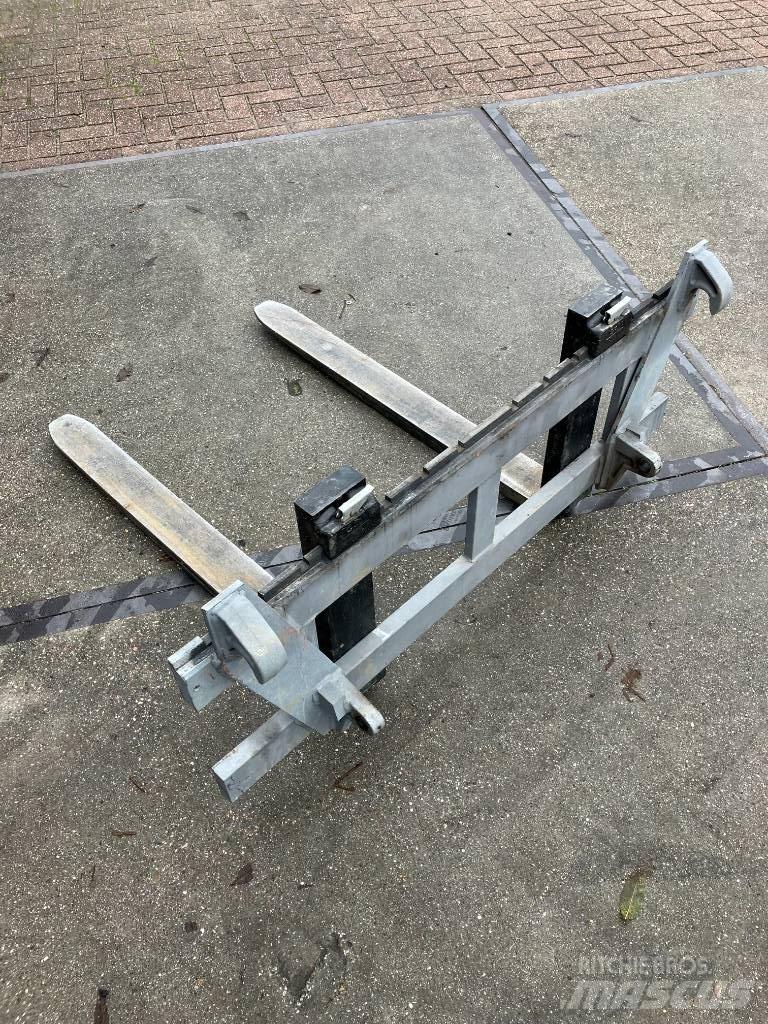 Hemach Palletvorken Аксесоари за челни товарачи