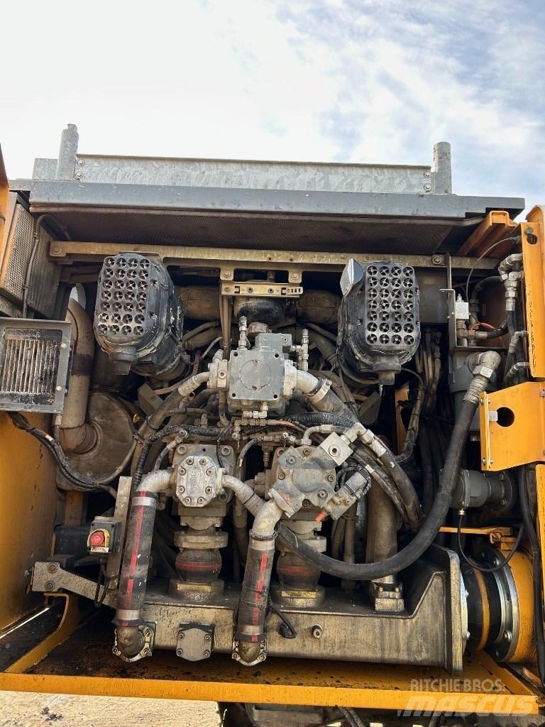 Liebherr LRB 125 Вибрационни набивачи