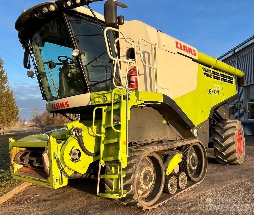CLAAS Lexion 770TT Комбайни