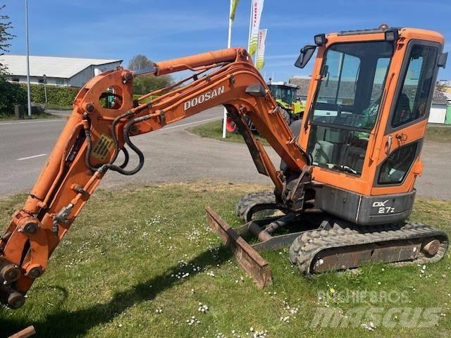 Doosan DX 27 Z Мини екскаватори < 7 т