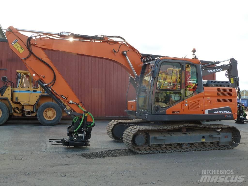 Doosan DX140LC-5 Верижен екскаватор