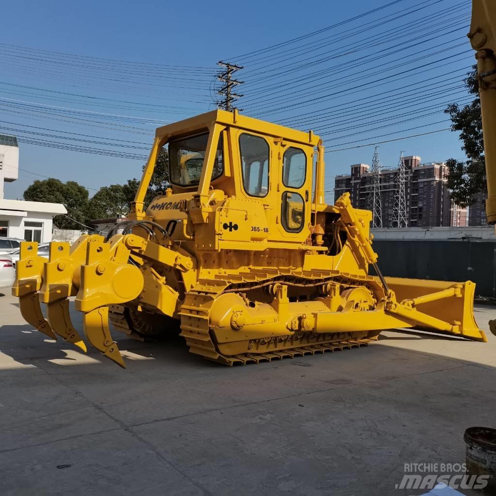 Komatsu D 85 Верижни булдозери

