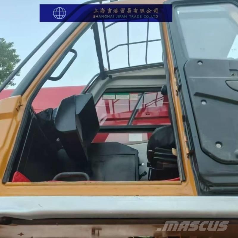 Sany STC 800 Всъдеходни кранове