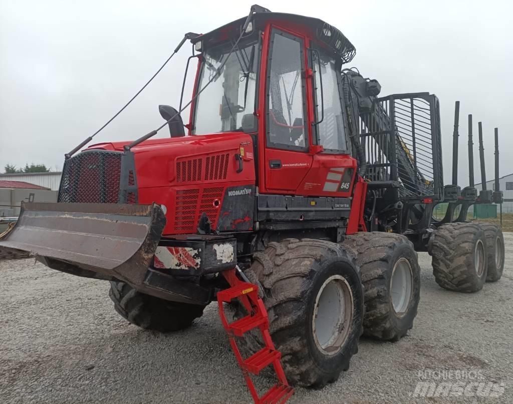 Komatsu 845 Форуардери