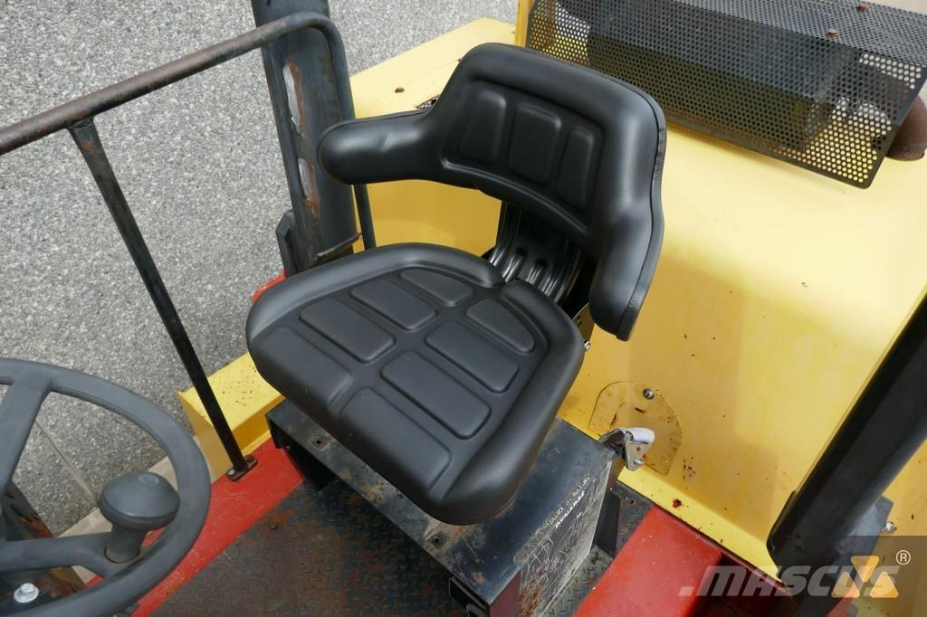 Dynapac CP142 Пневматични гумени  ролки
