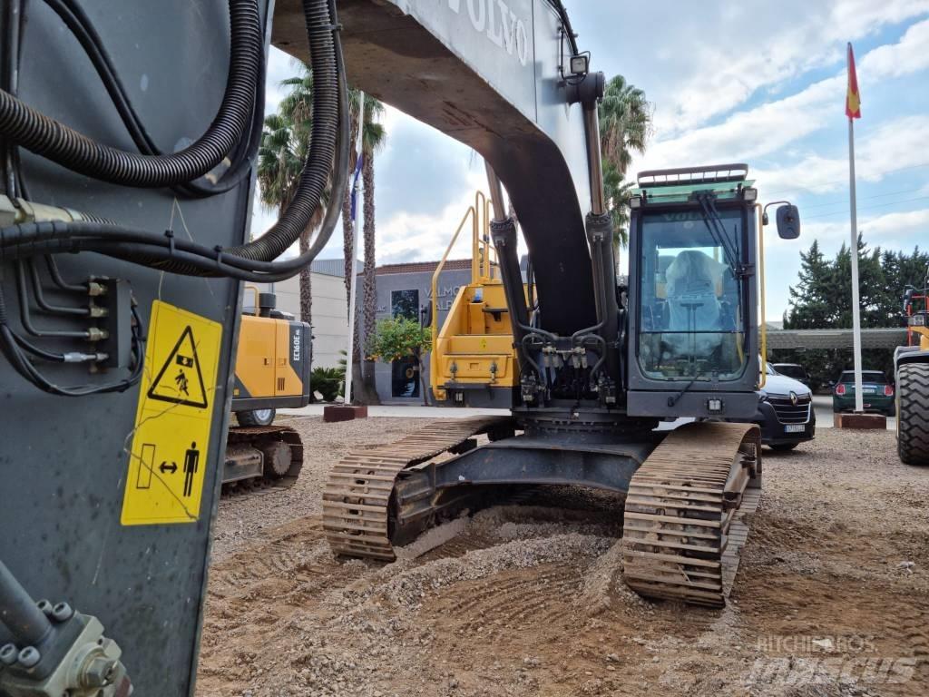 Volvo EC 300 E Верижен екскаватор