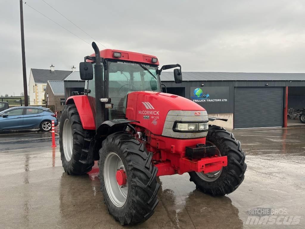 McCormick MC 135 Трактори