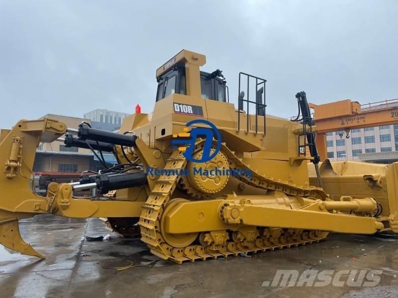 CAT D 10 R Верижни булдозери
