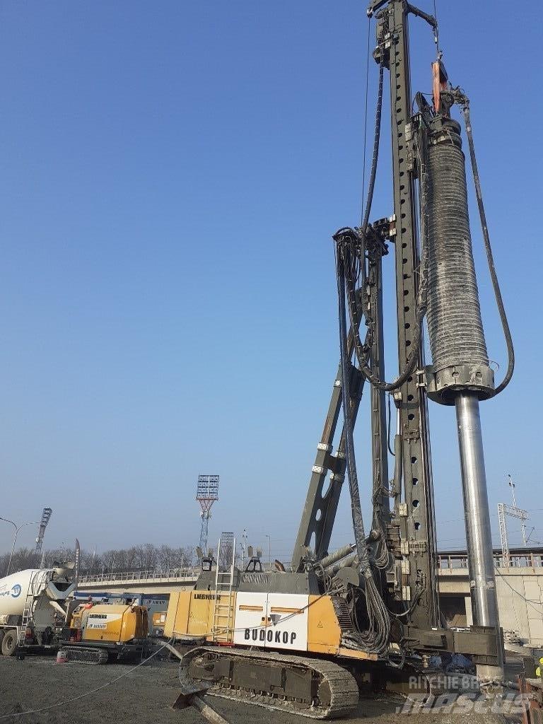 Liebherr LRB255 Пилоти
