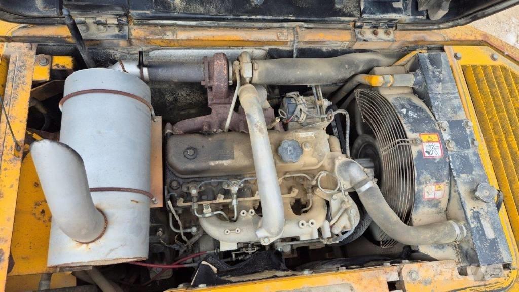 JCB JS 130 W Колесни екскаватори